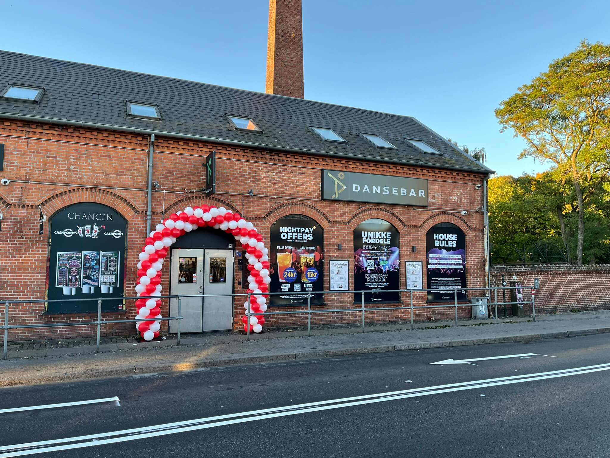 Balloner til Dansebar