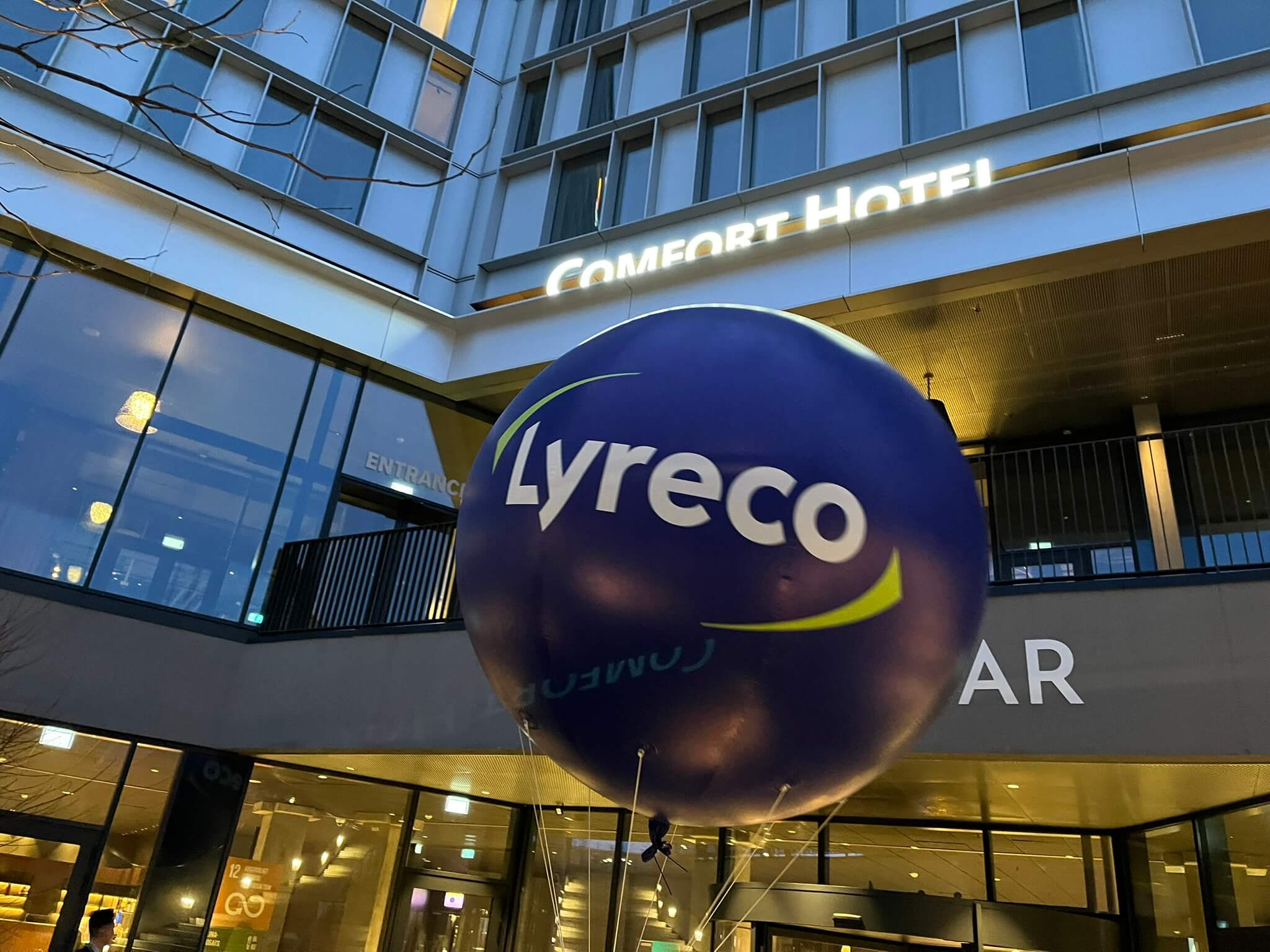 Kæmpe ballon til Lyreco