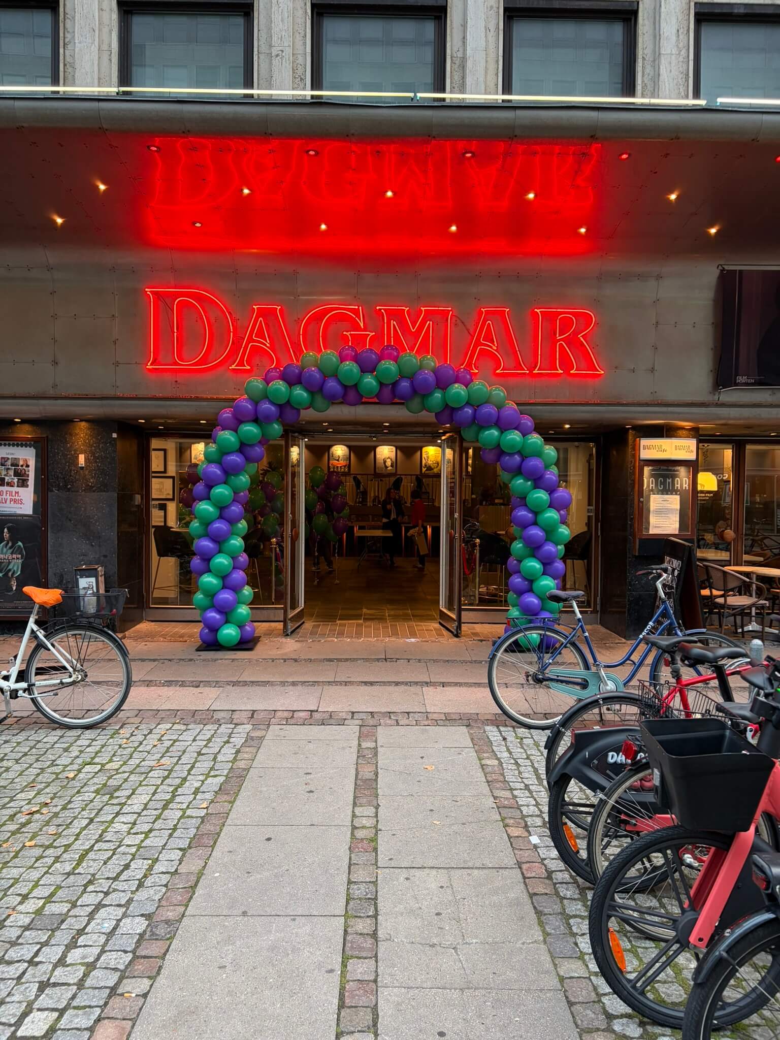 Balloner til Dagmar Teatret